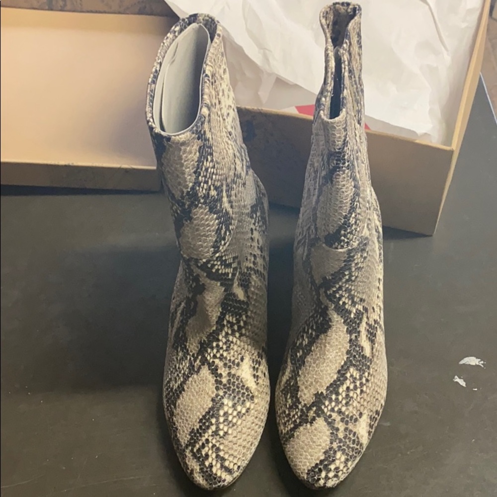 Boots/booties